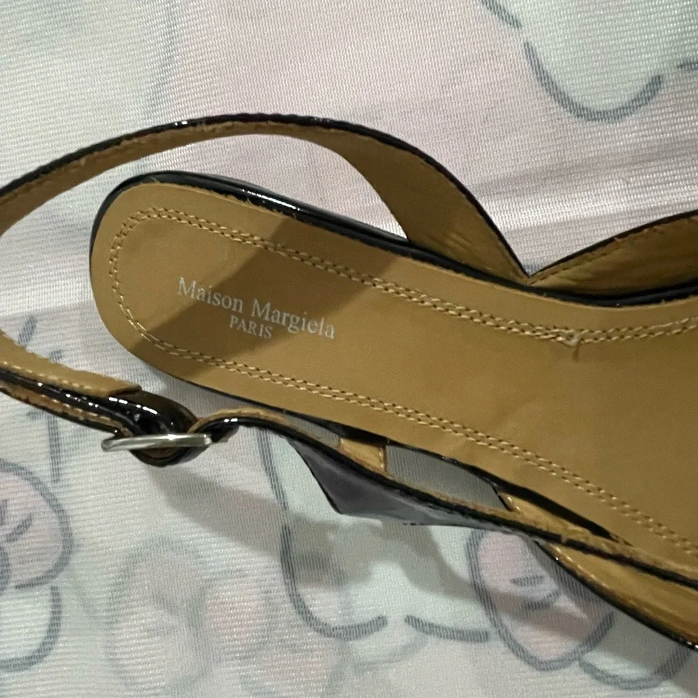 Maison Martin Margiela Black Patent Slingback Flats - Picture 5 of 12